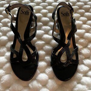 Size 11 Comfortable Sofft Black Dress Shoes Sandals